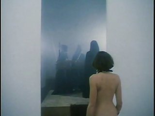 纹身婊子与自然山雀骑在强大的杆上